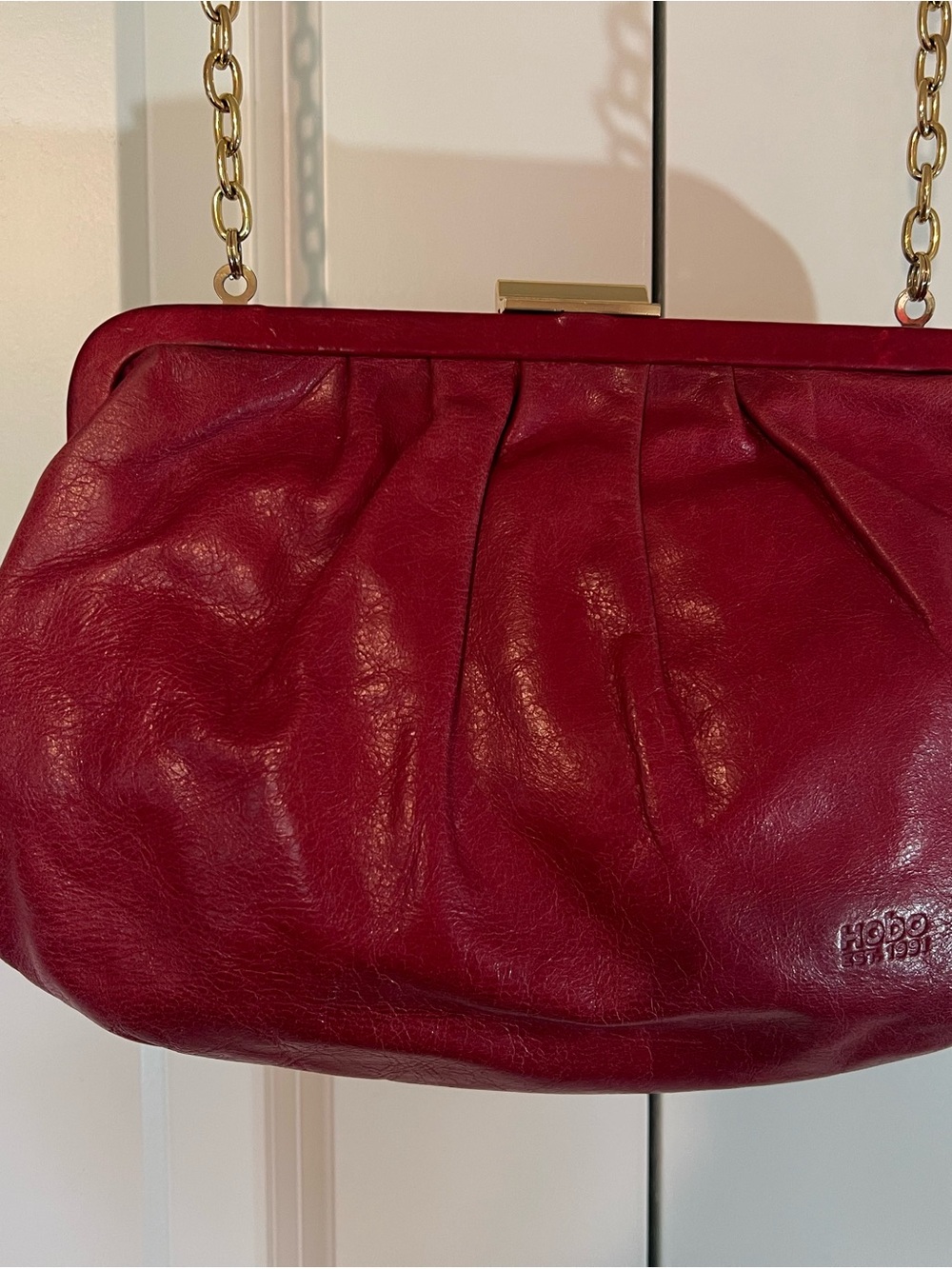 HOBO Red Leather Pleated Chain-Handle Shoulder Bag - Picture 8 of 9
